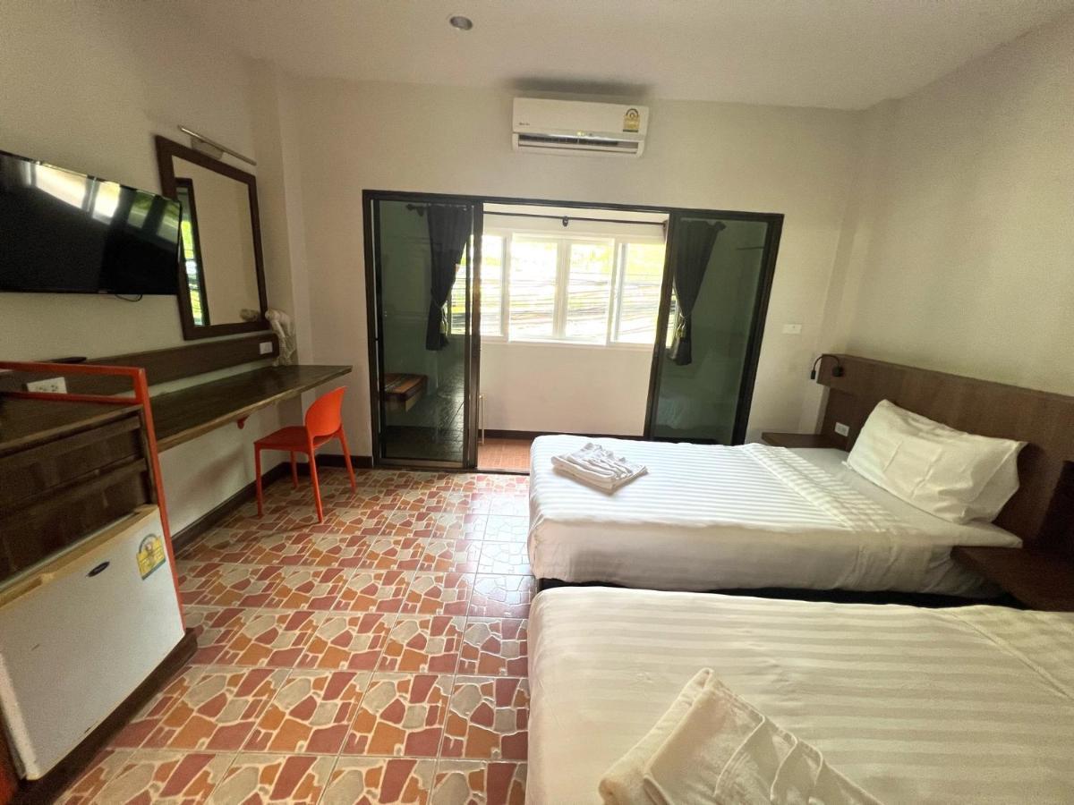 Hotel My Friend'S House Karon Exterior foto