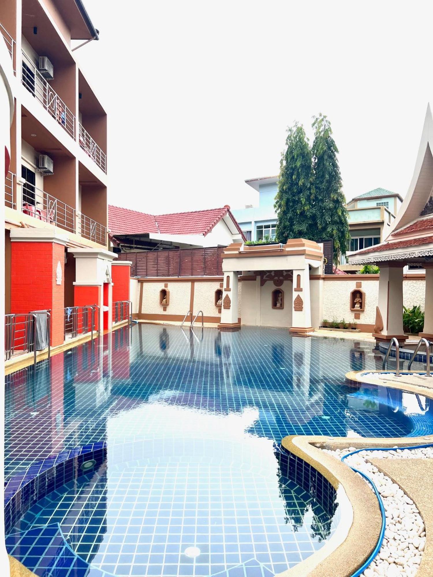 Hotel My Friend'S House Karon Exterior foto